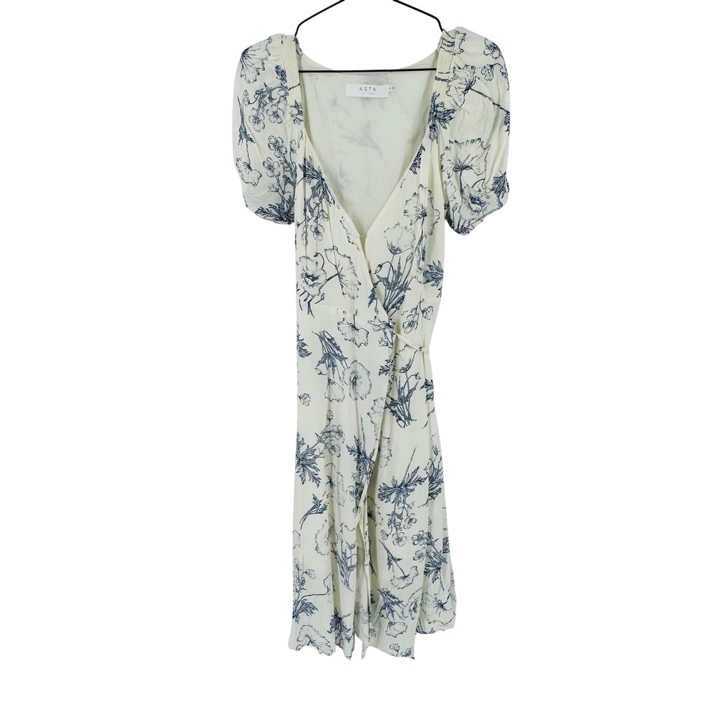 ASTR The Label Cream Blue Floral Wrap Midi Dress Size M Puff Sleeve Cottage